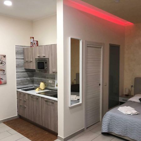 Room25Mq Picasso 세르콜라 외부 사진