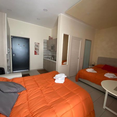 Room25Mq Picasso 세르콜라 외부 사진