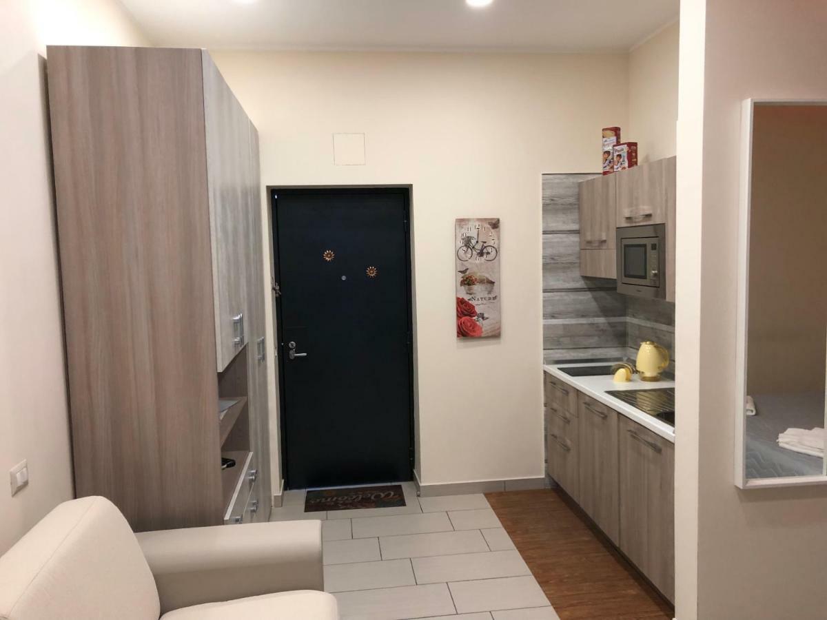 Room25Mq Picasso 세르콜라 외부 사진