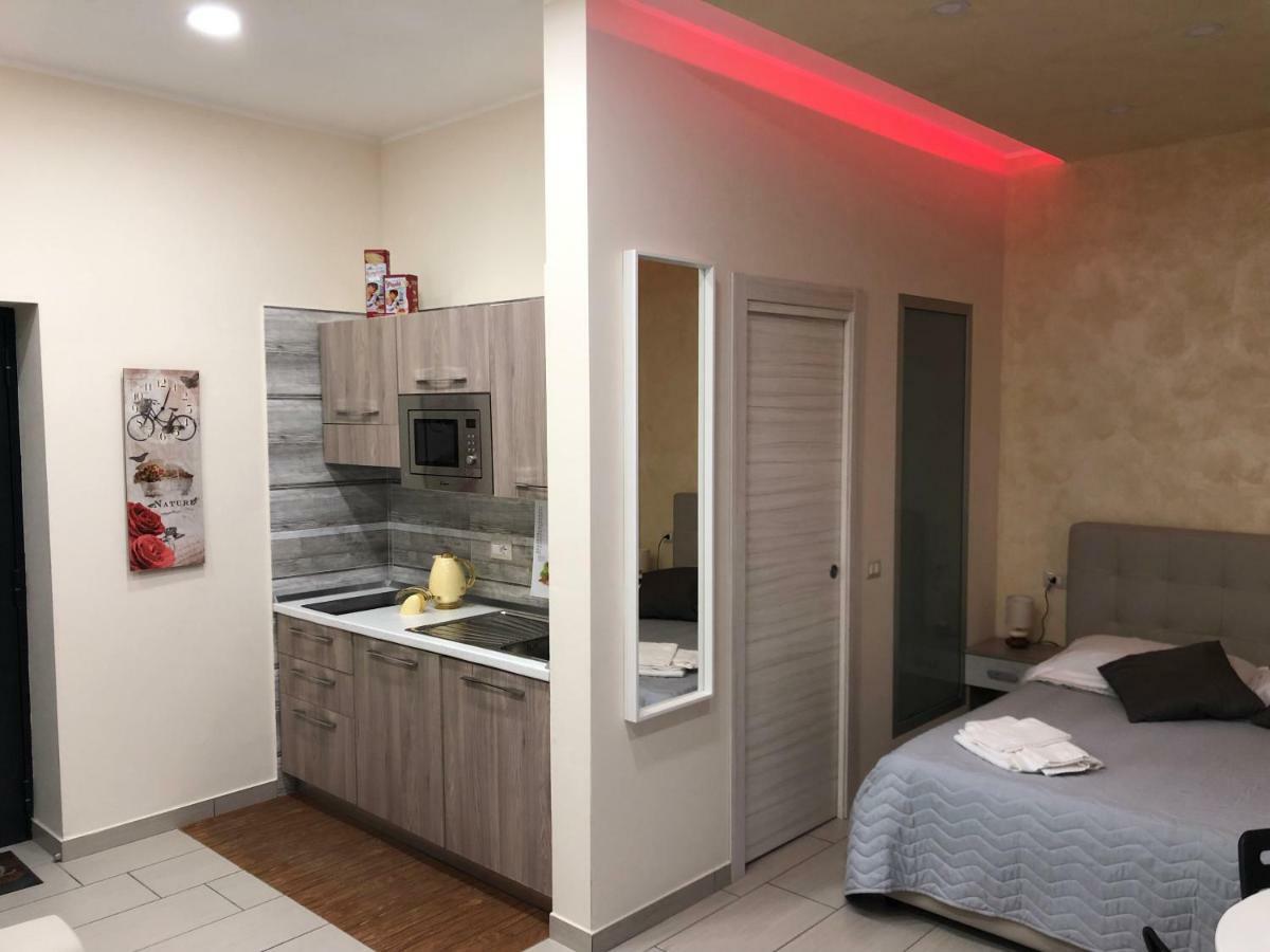 Room25Mq Picasso 세르콜라 외부 사진